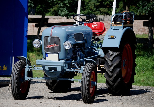 Od Kosiarki do Kosmosu: Jak przygotować traktor-samoróbkę do sezonu Kosmicznych Żniw i przetrwać apokalipsę zombie w ogrodzie?
